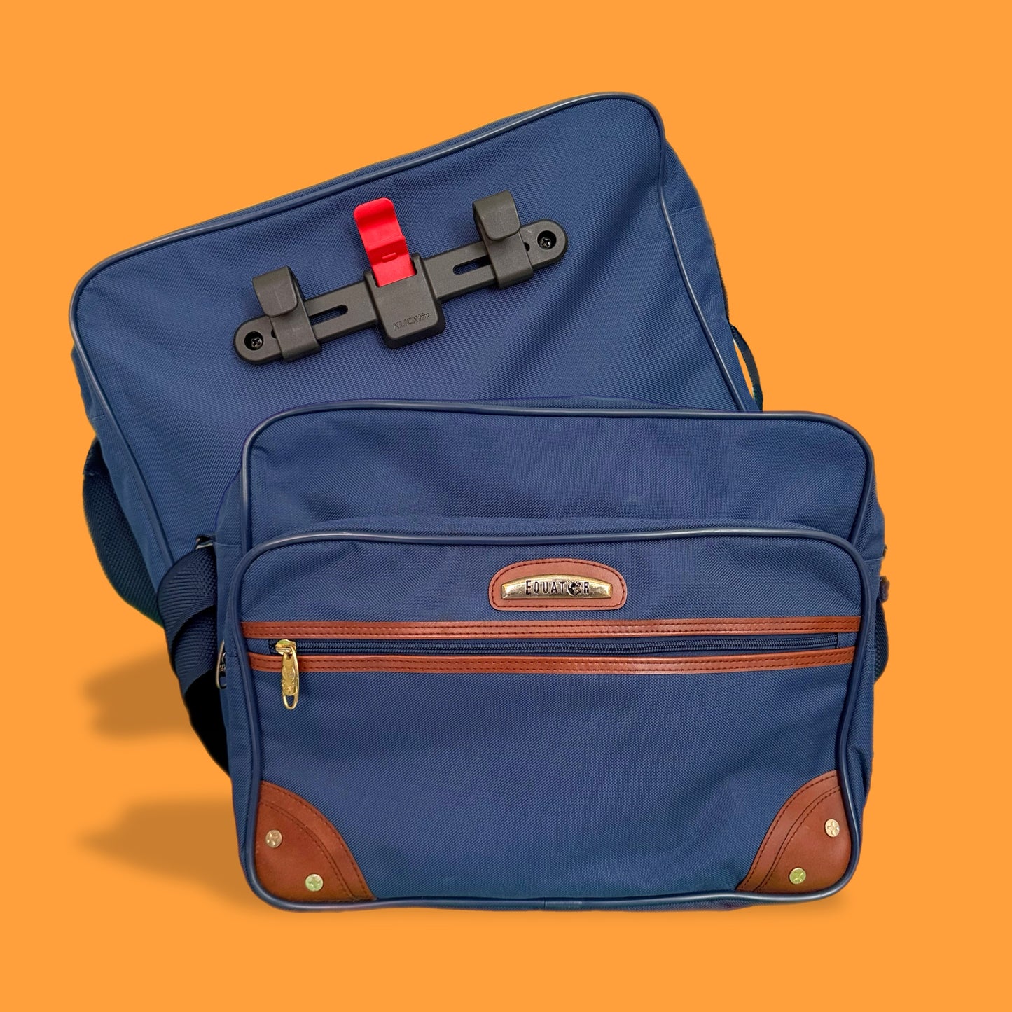 Upcycled vintage 80s travel bag pannier blue