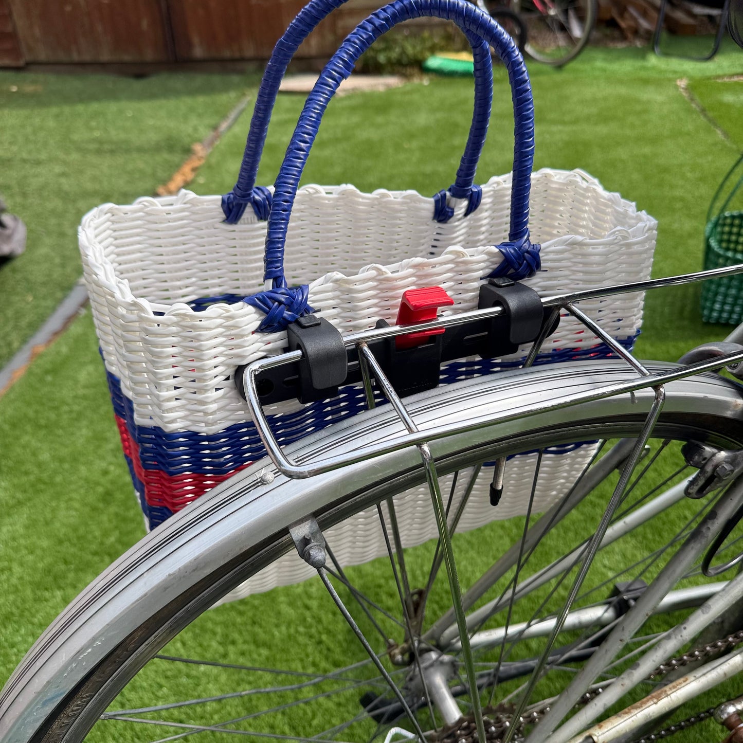 Bicycle Pannier recycled white blue red plastic woven basket tote bag
