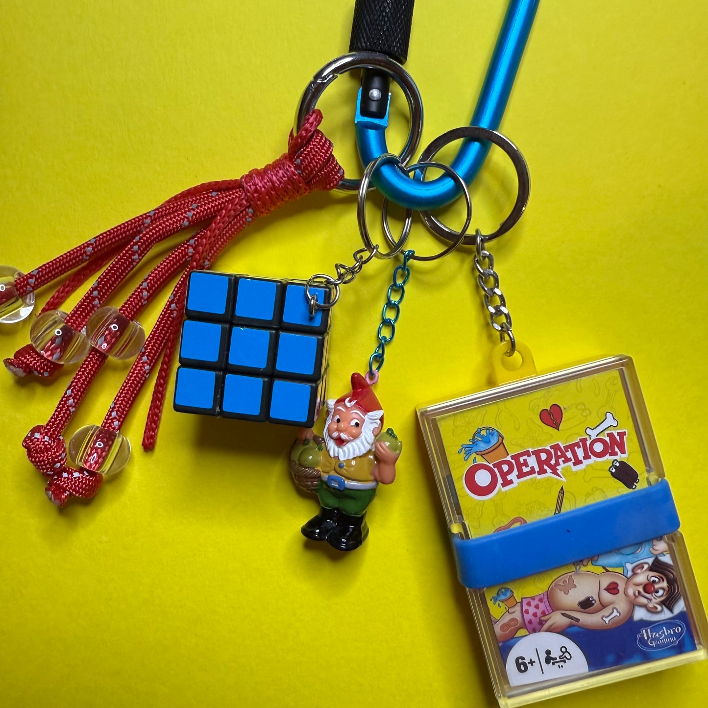 Bag charm and keyring 80s Operation