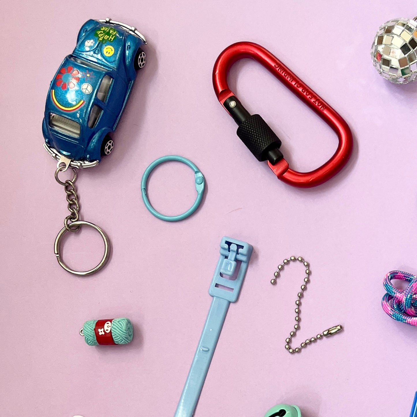 Charm keyring DIY kit car