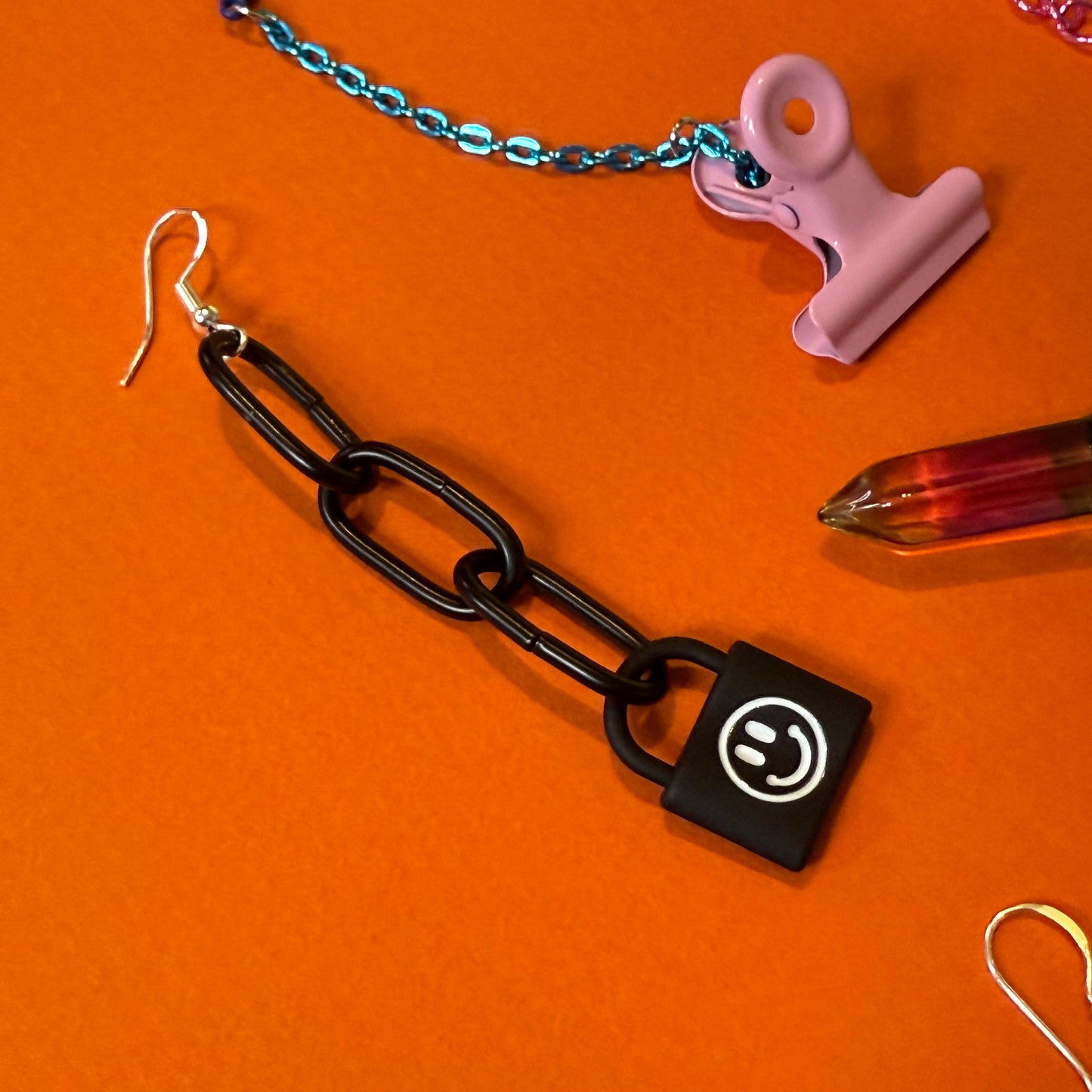 Charm drop chain earrings