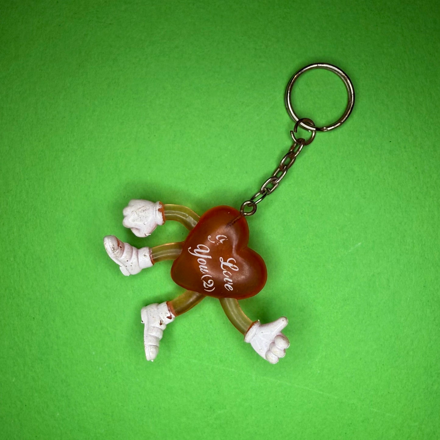 Retro plastic red heart keyring