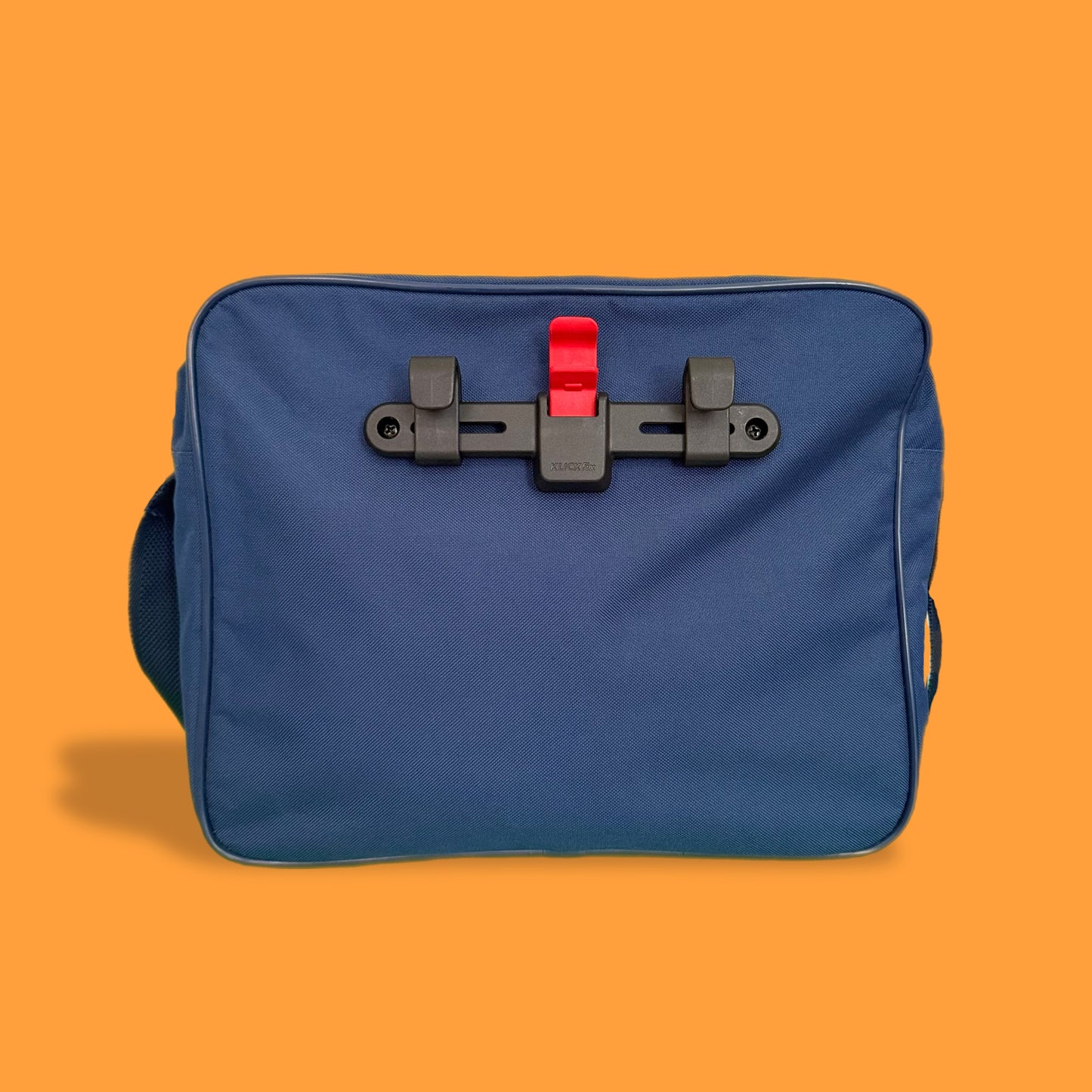 Upcycled vintage 80s travel bag pannier blue