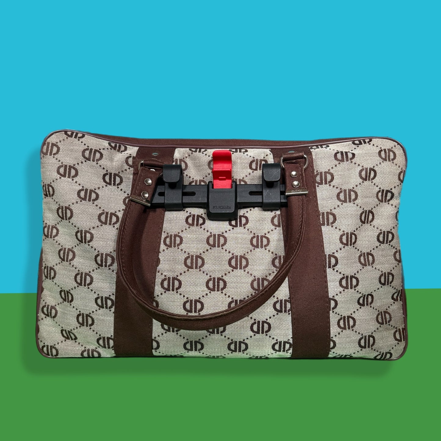 Upcycled vintage tennis bag pannier
