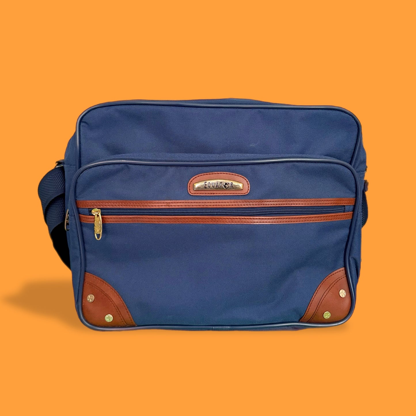 Upcycled vintage 80s travel bag pannier blue