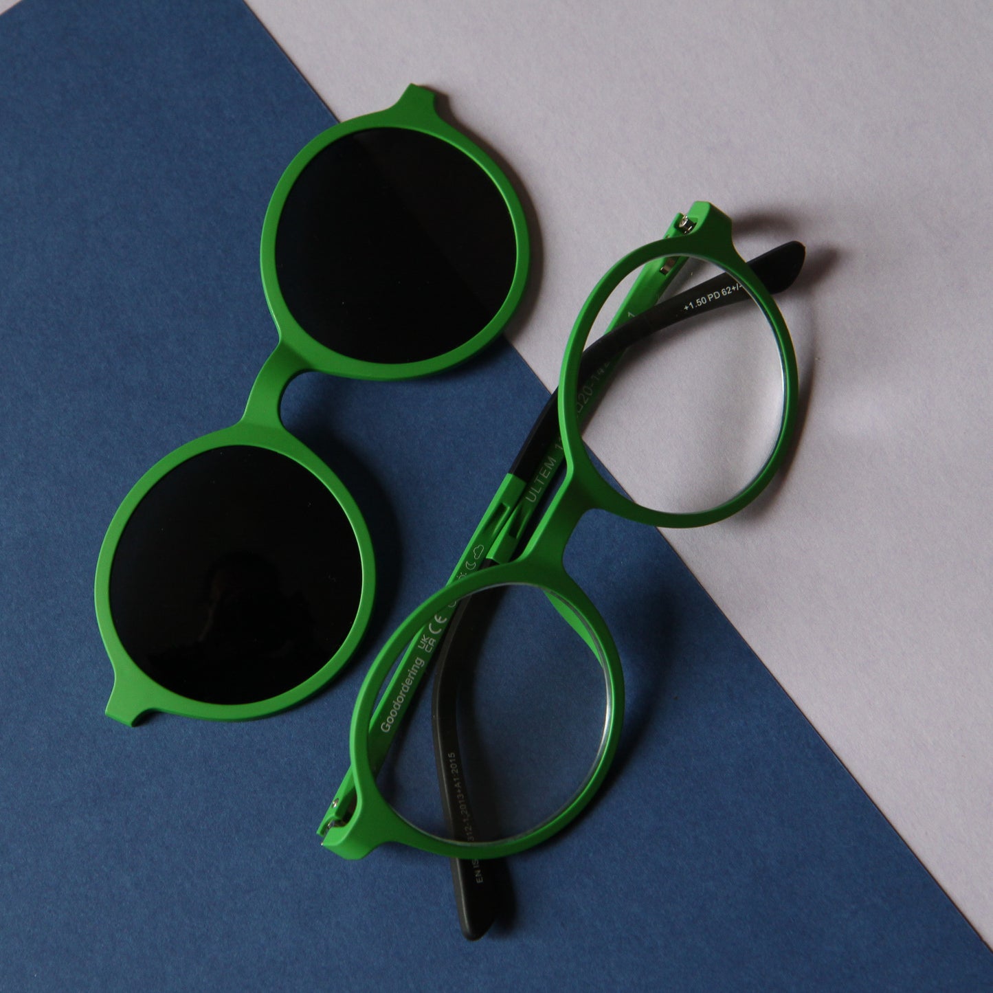 Green magnetic glasses & sunglasses in one