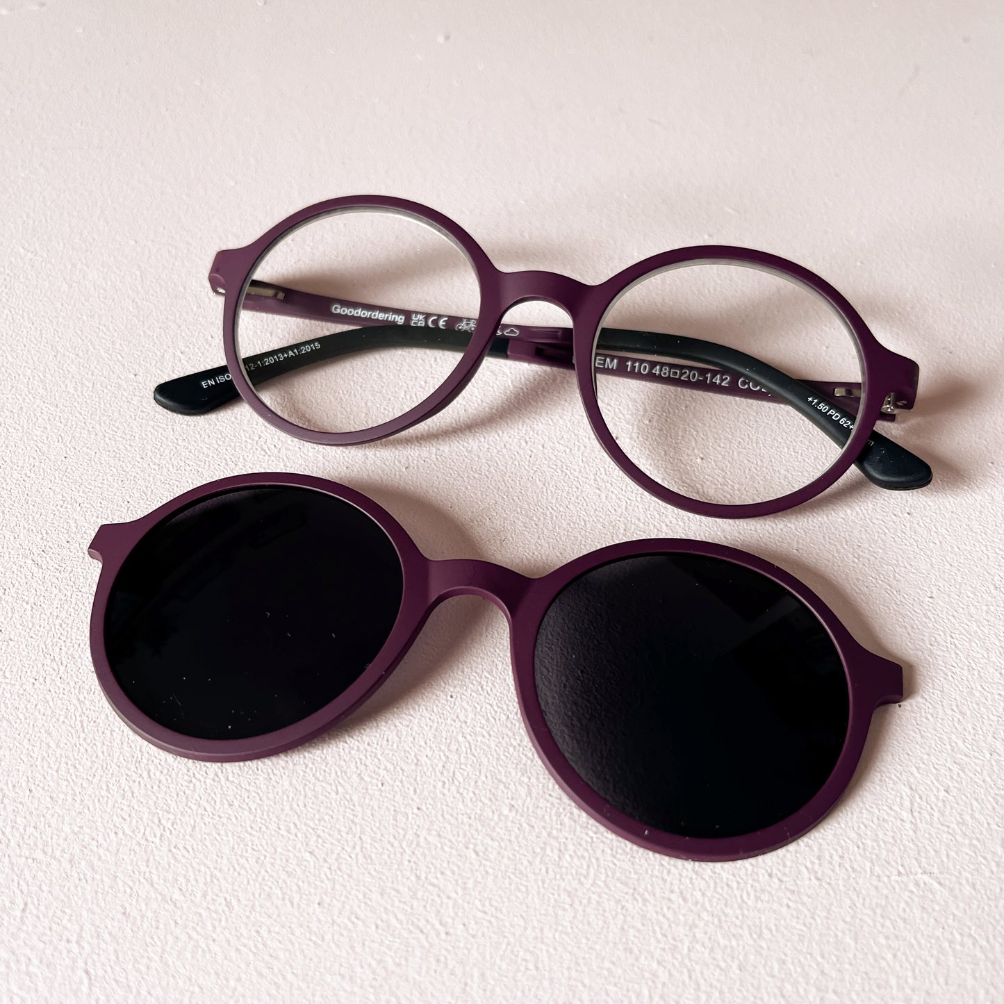 Maroon magnetic glasses & sunglasses in one