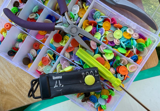20 Creative Art & Craft Ideas Using Plastic Snap Fasteners