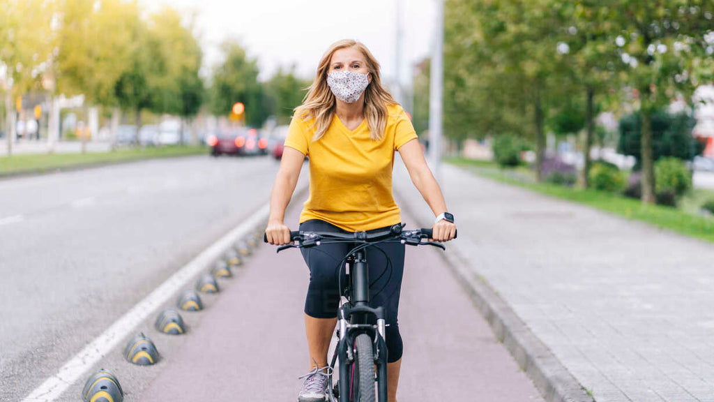 Should i wear a face mask when cycling or running?