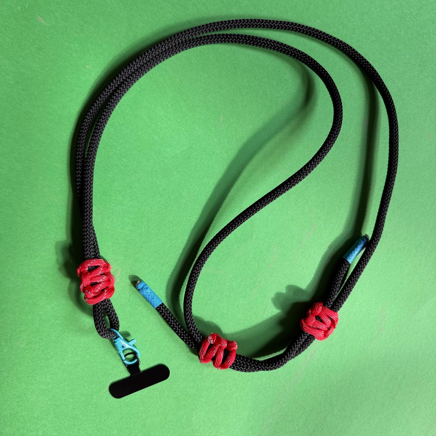 Thick Cord Phone strap lanyard black (red/blue)
