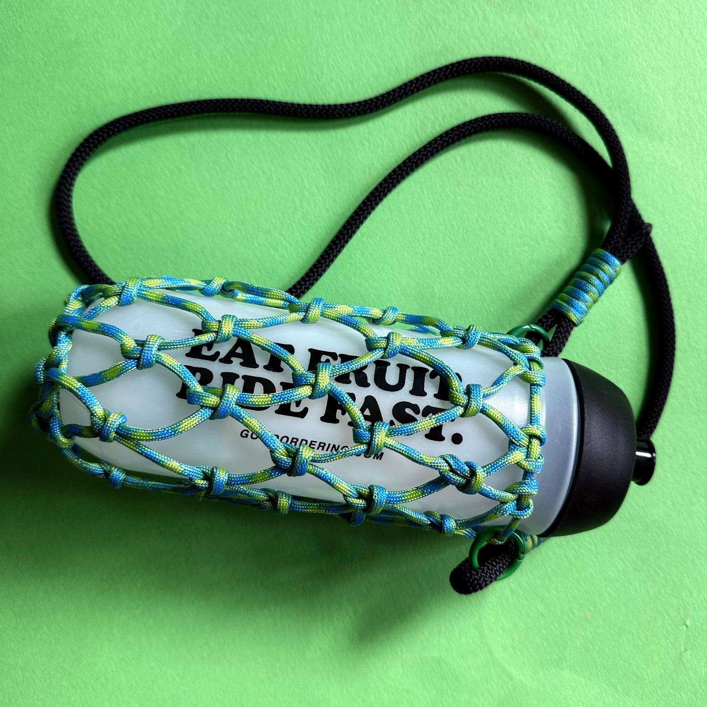 Macrame paracord bottle bag