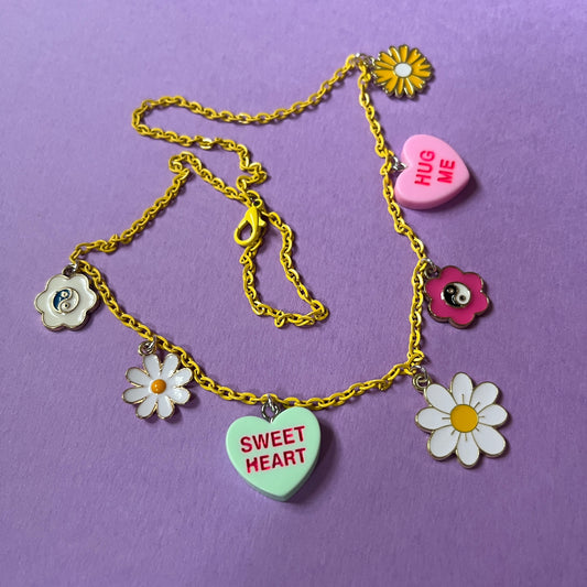 Charm necklace daisy sweets