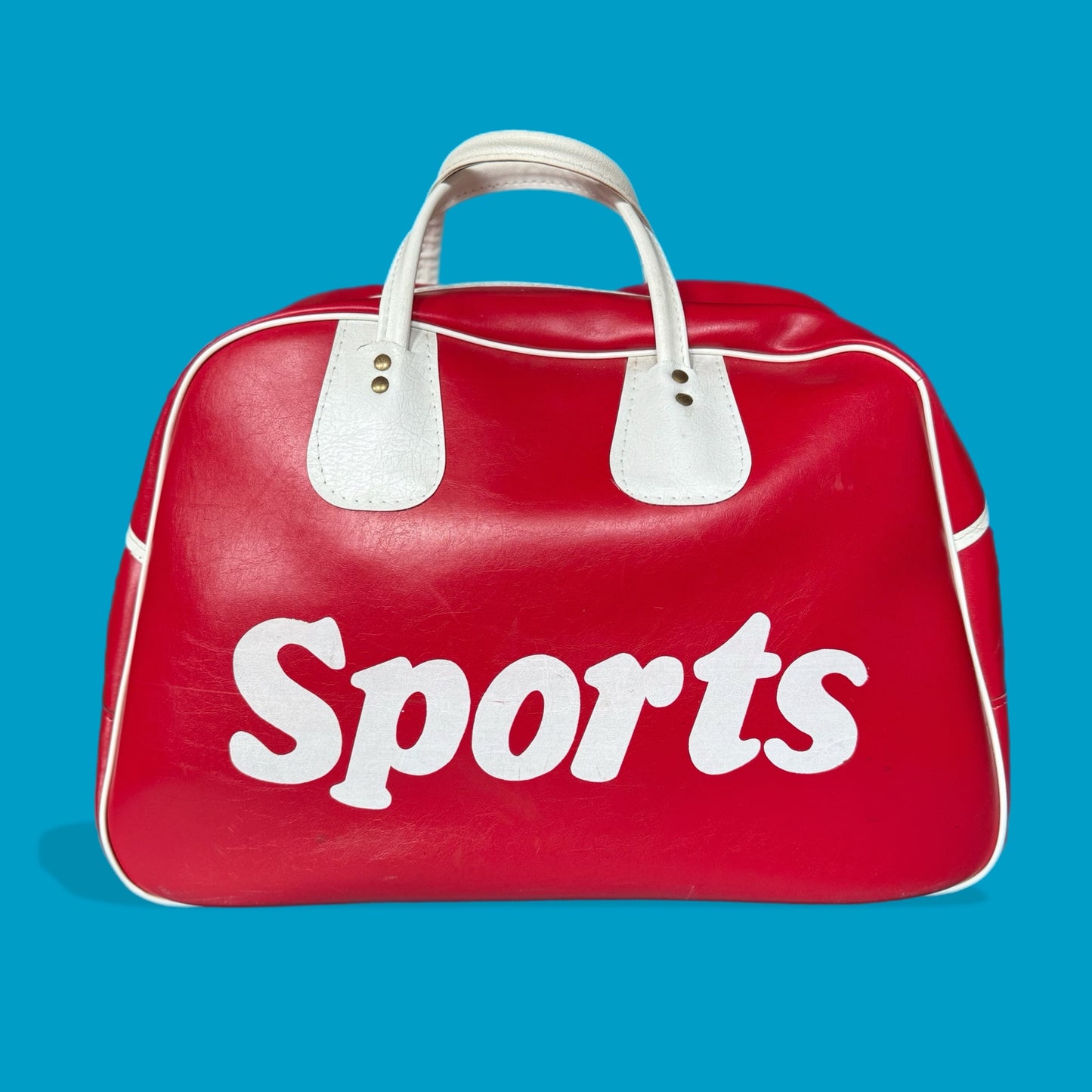 Upcycled retro sports bag pannier