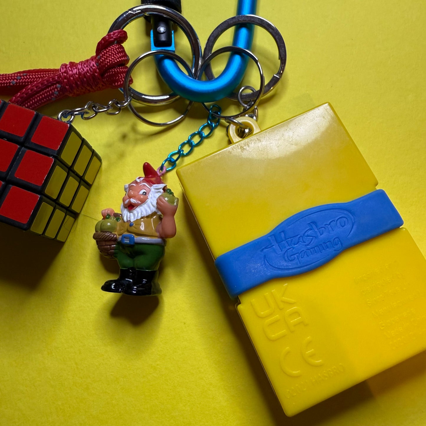 Bag charm and keyring 80s Operation