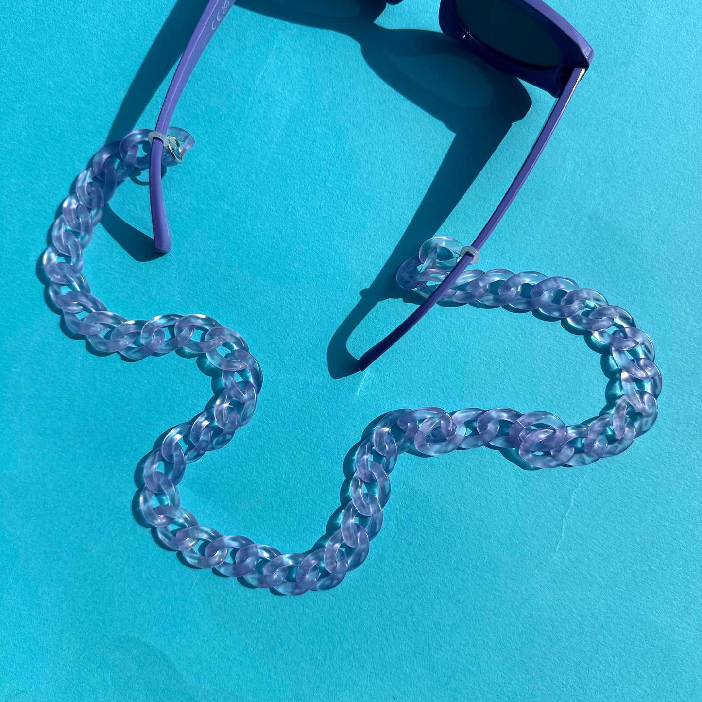 Glasses chain chunky translucent purple