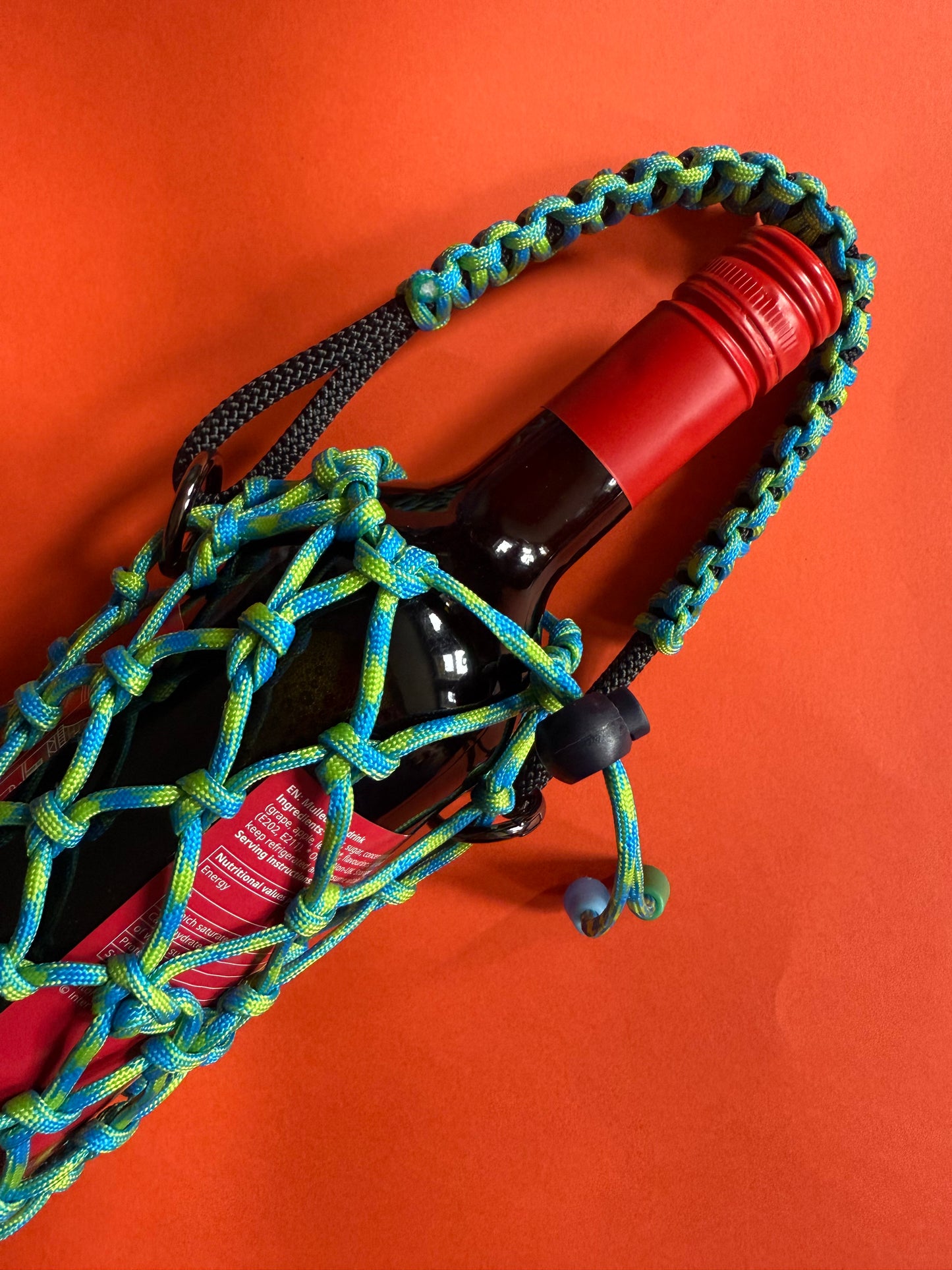 Macrame paracord bottle bag