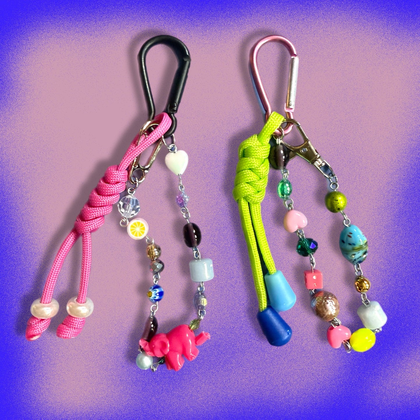 Bead and paracord keyring