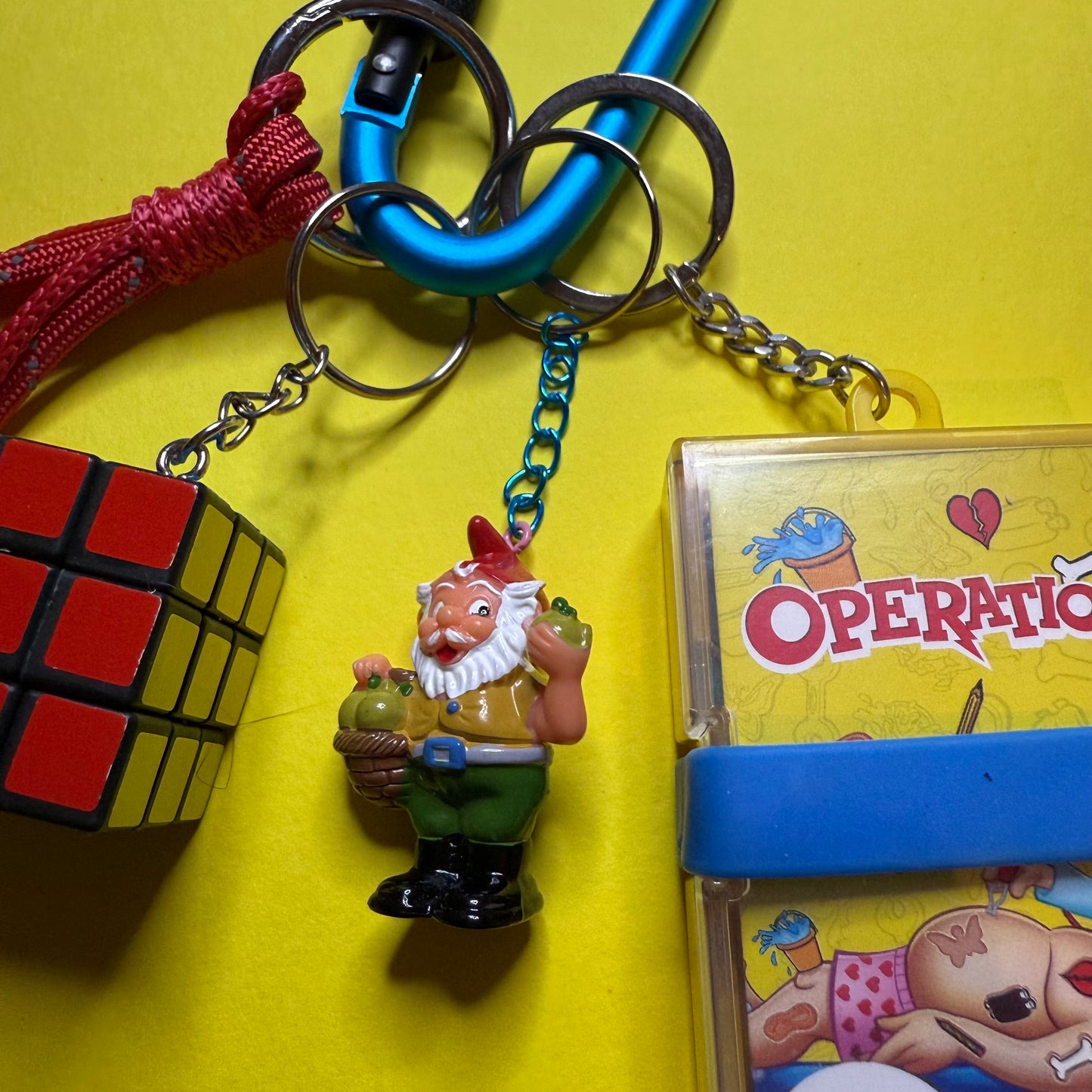Bag charm and keyring 80s Operation