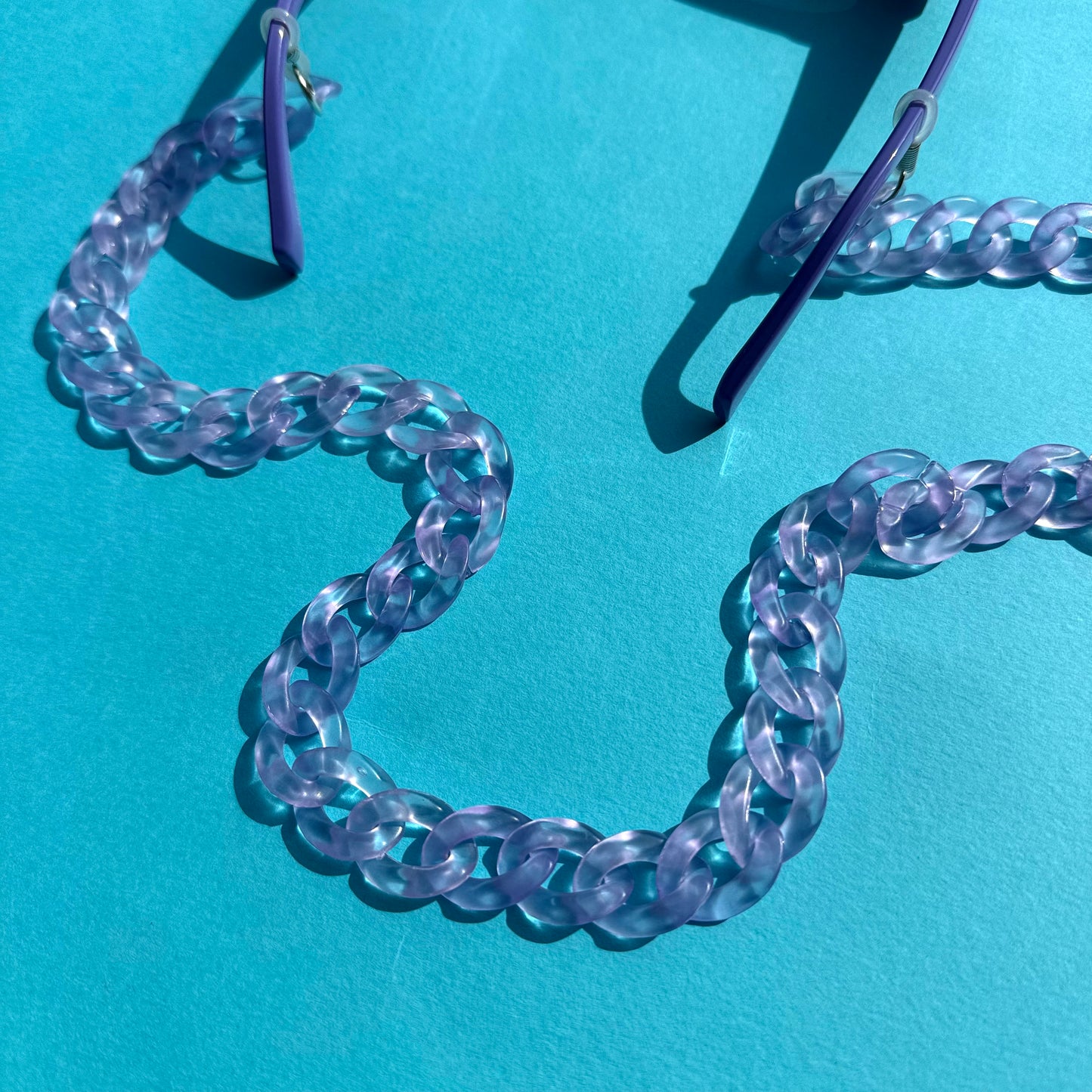 Glasses chain chunky translucent purple
