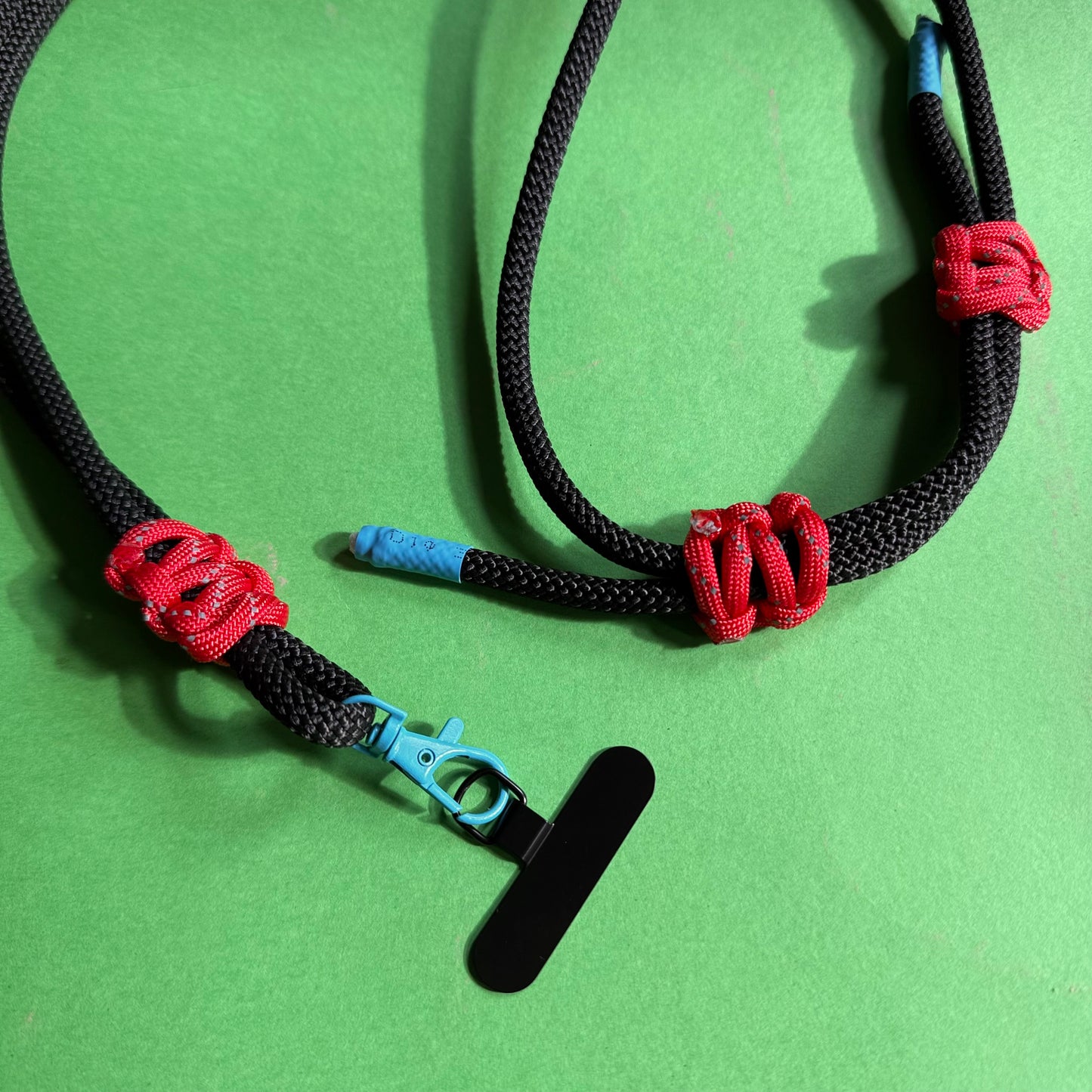 Thick Cord Phone strap lanyard black (red/blue)