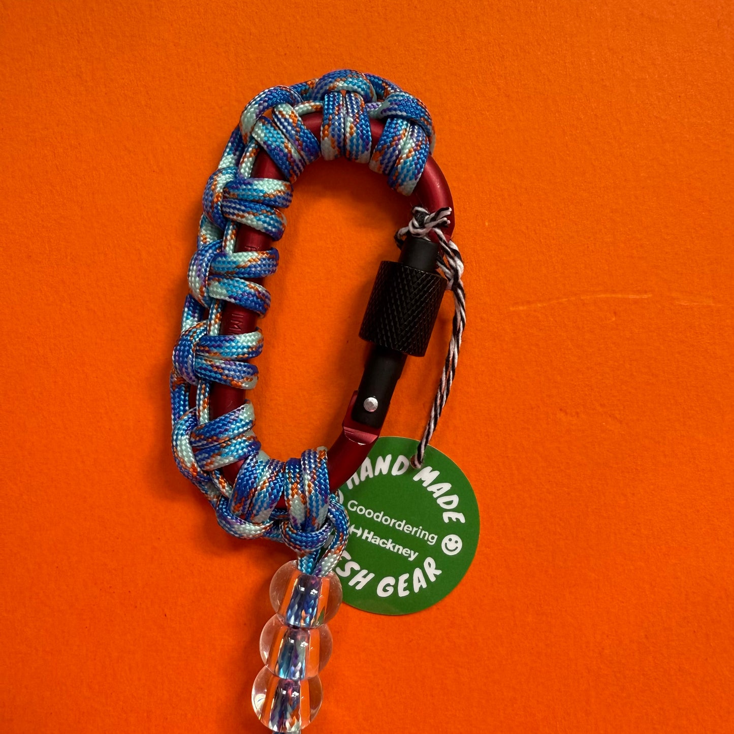 Paracord wrapped carabiner blue beaded