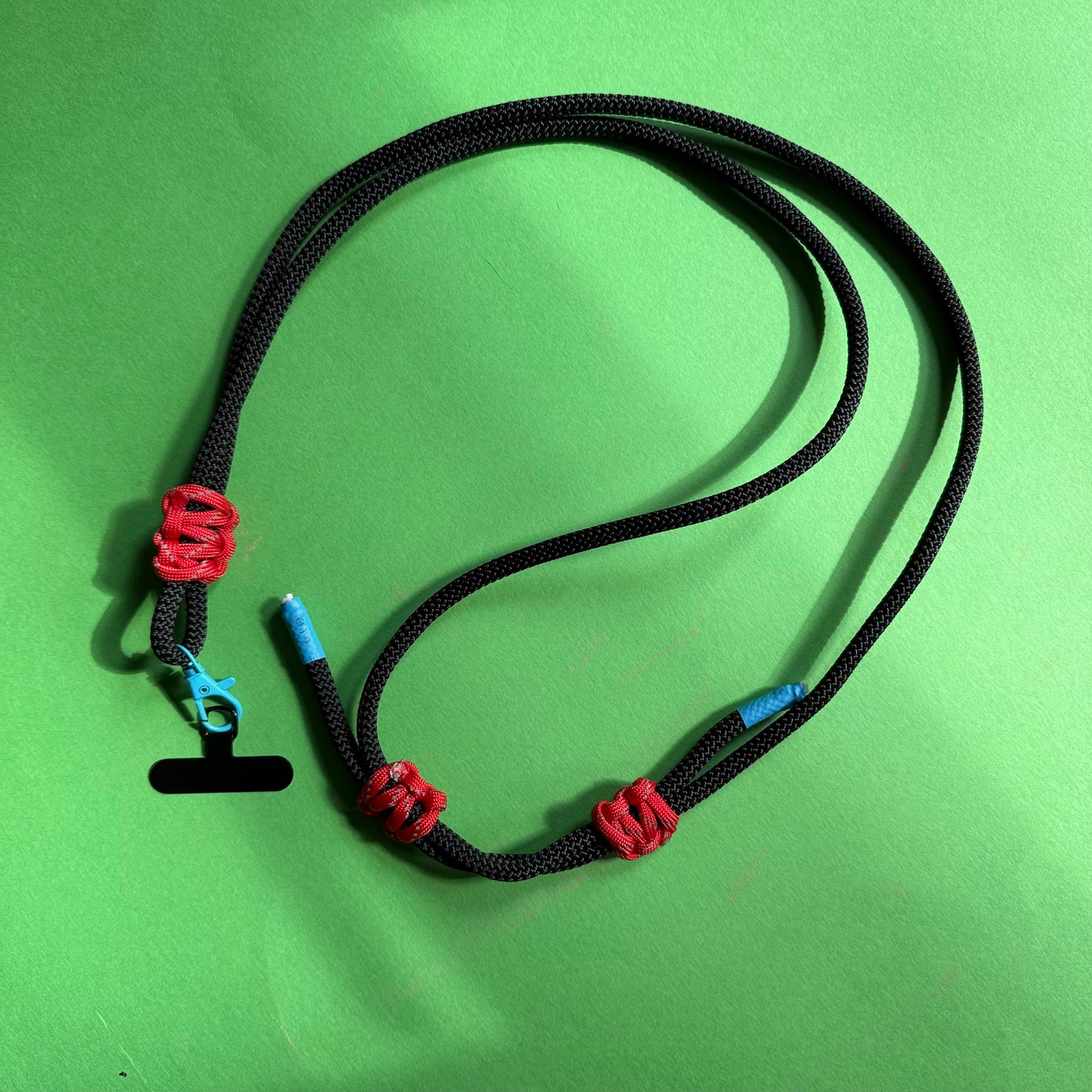 Thick Cord Phone strap lanyard black (red/blue)