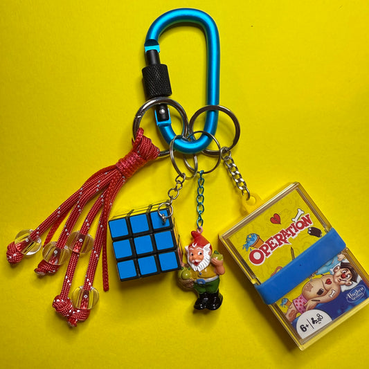 Bag charm and keyring 80s Operation