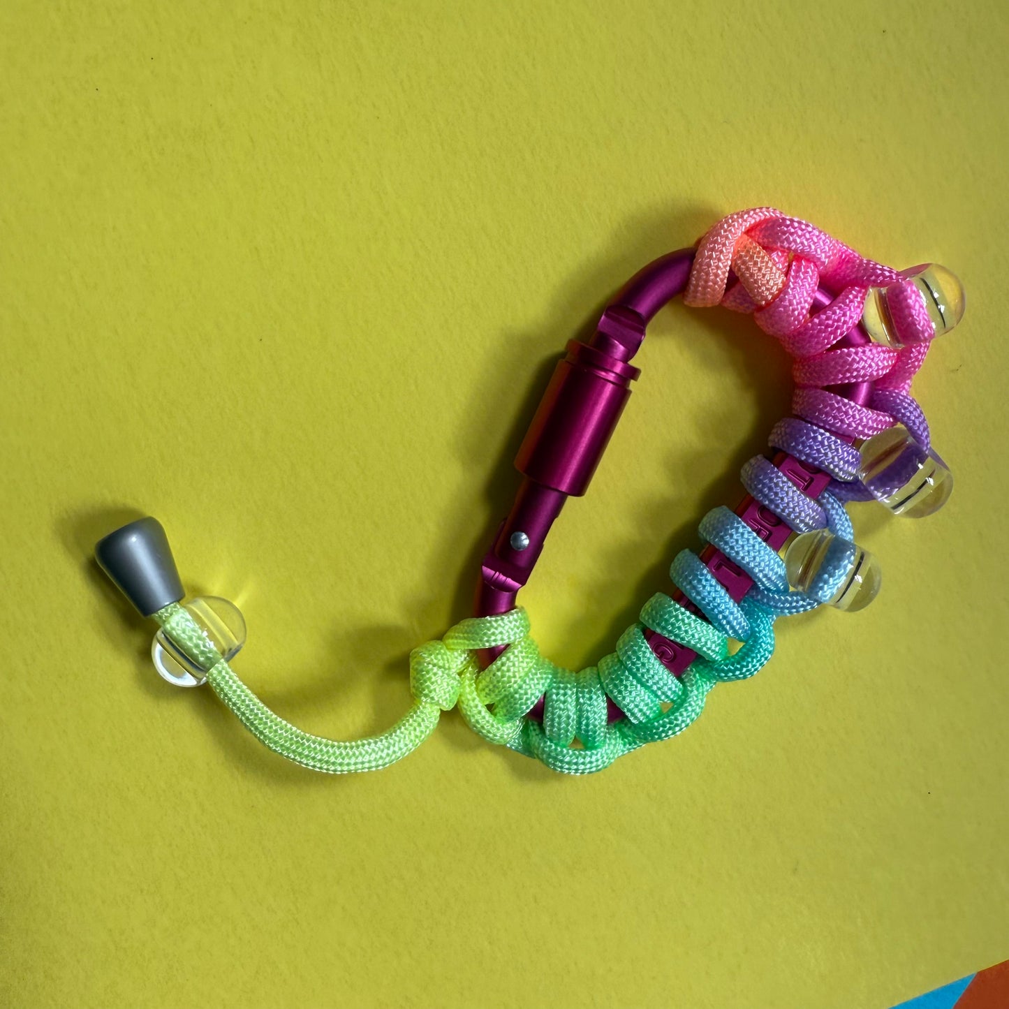 Paracord wrapped carabiner pastel ombre