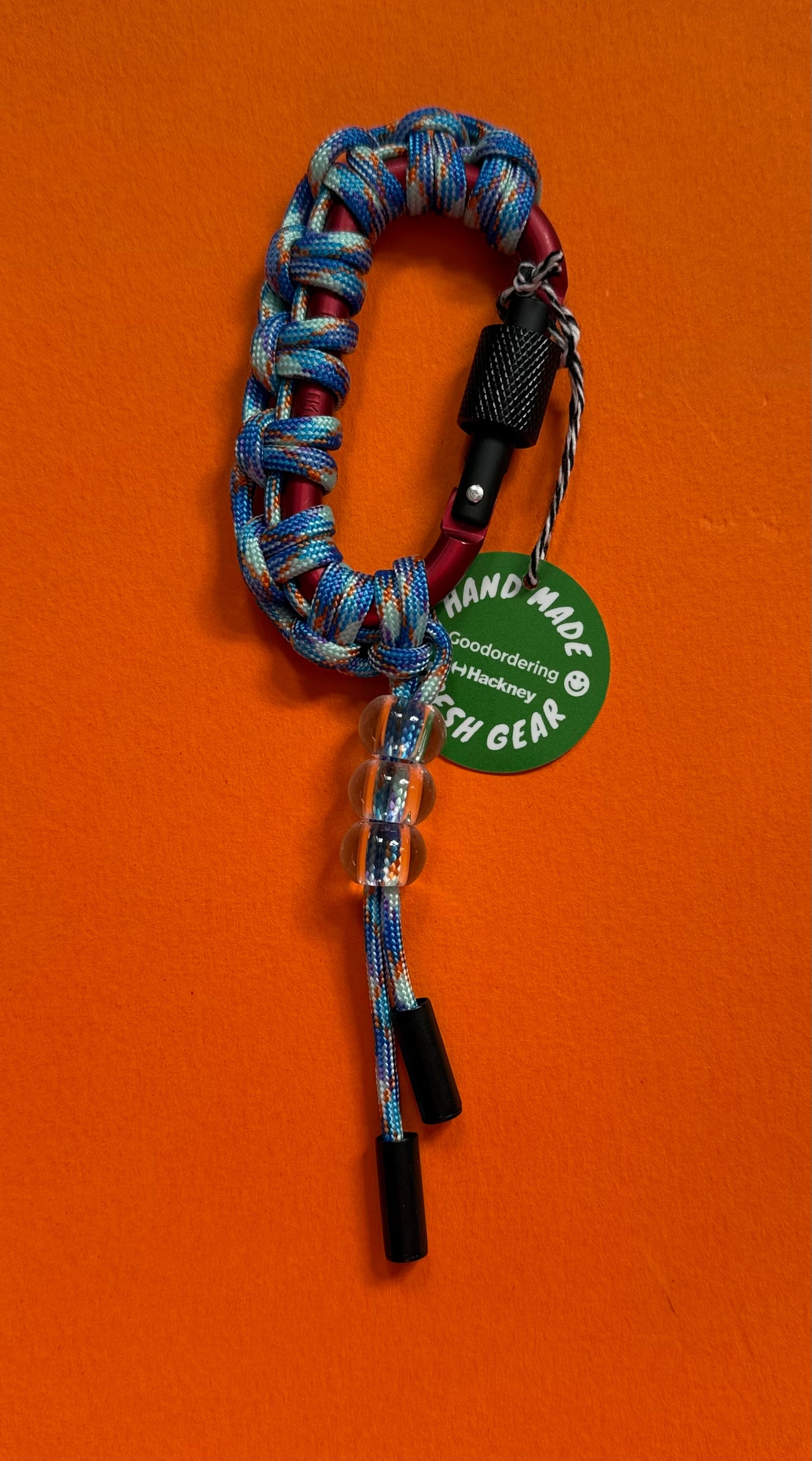 Paracord wrapped carabiner blue beaded