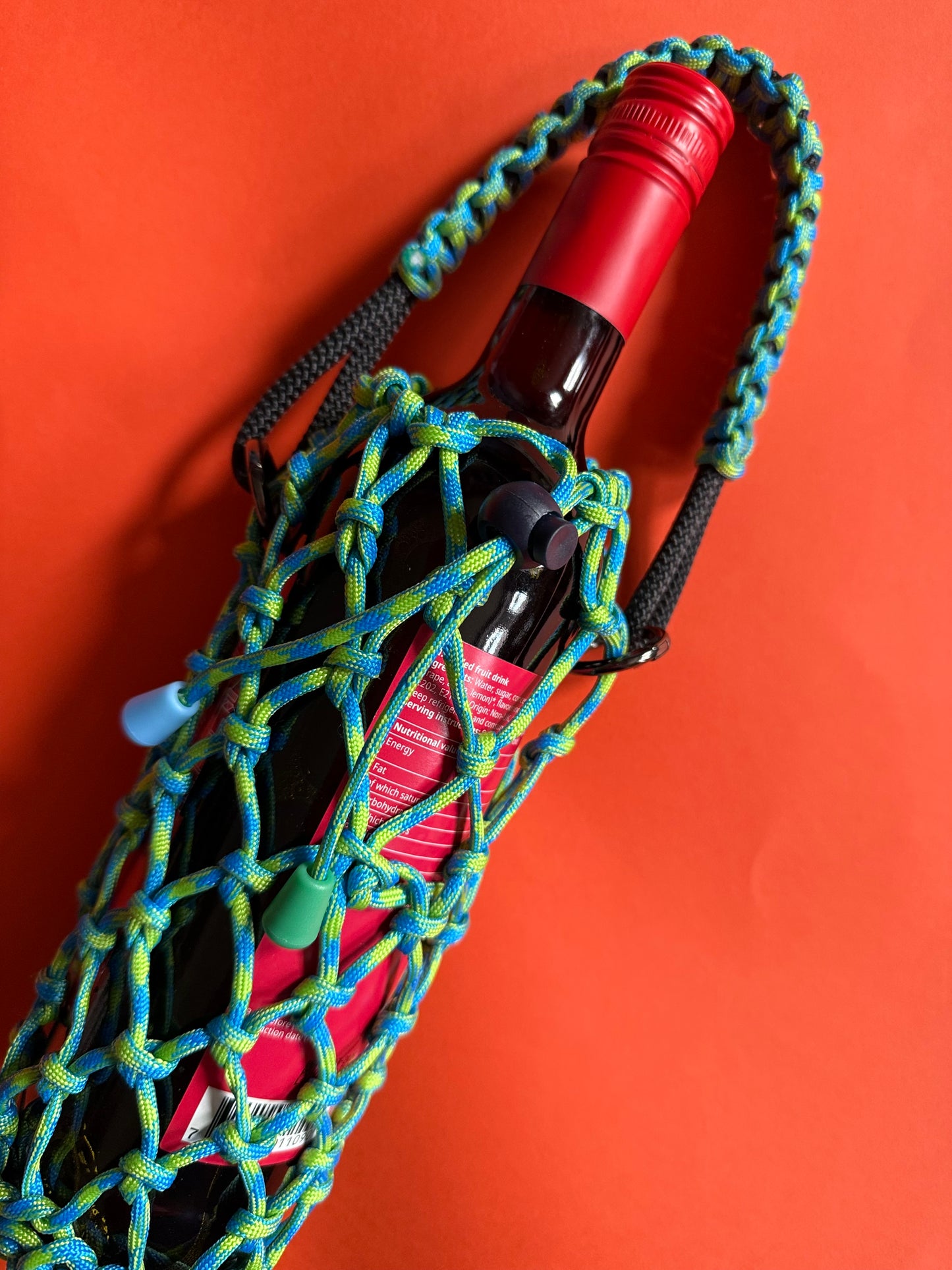Macrame paracord bottle bag