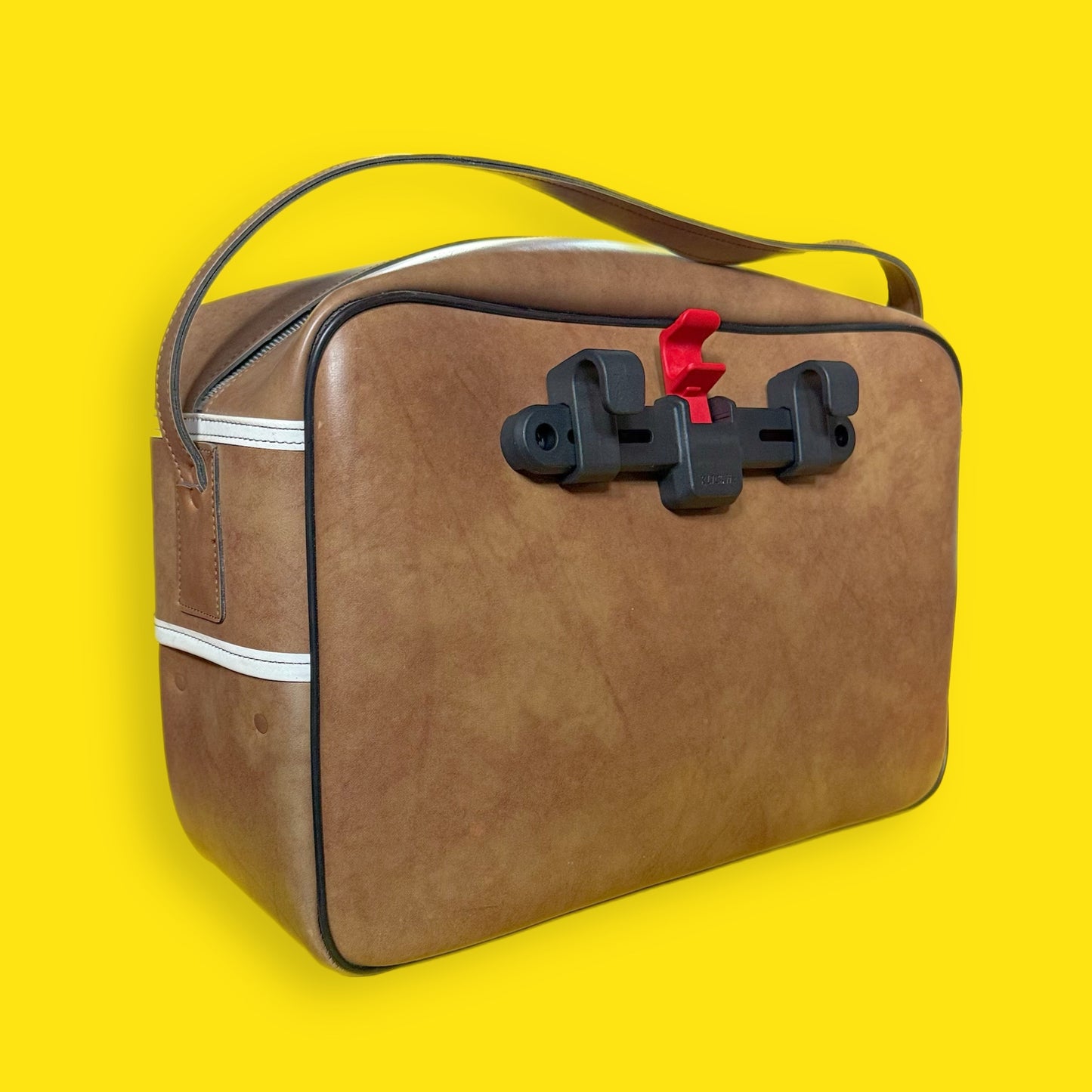 Upcycled vintage 80s ‘sports’ bag pannier brown