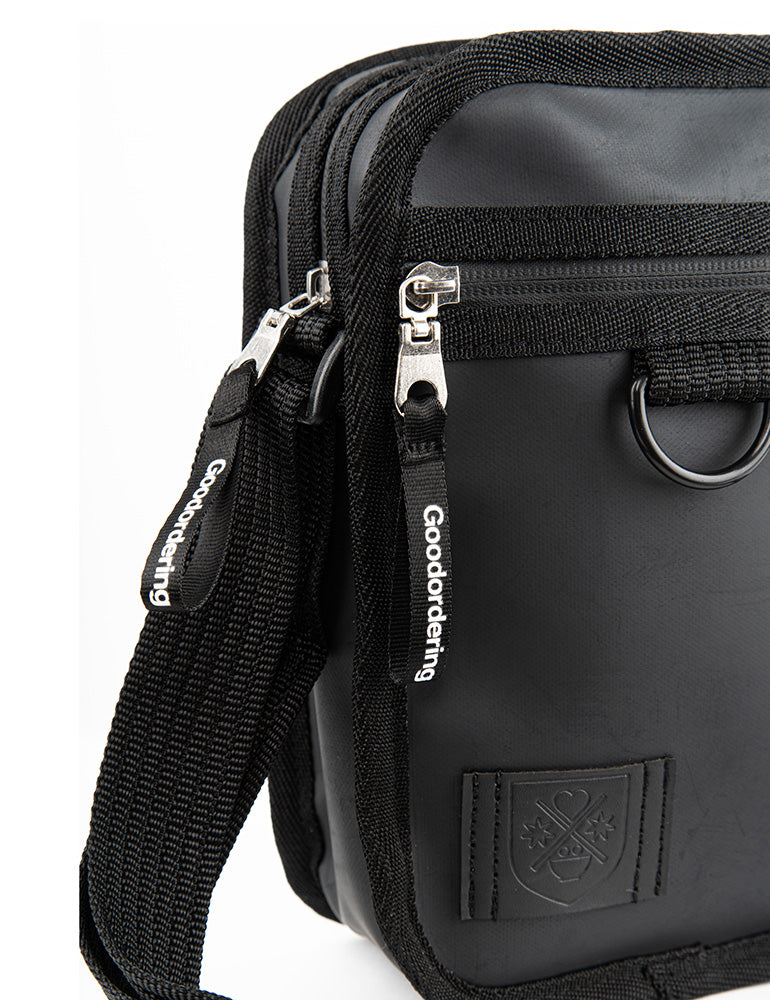 Monochrome Gadget Bag Black - Goodordering