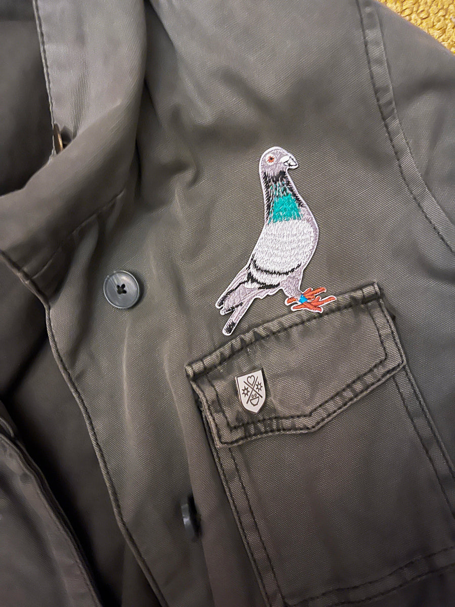 Pigeon embroidered iron-on Patch