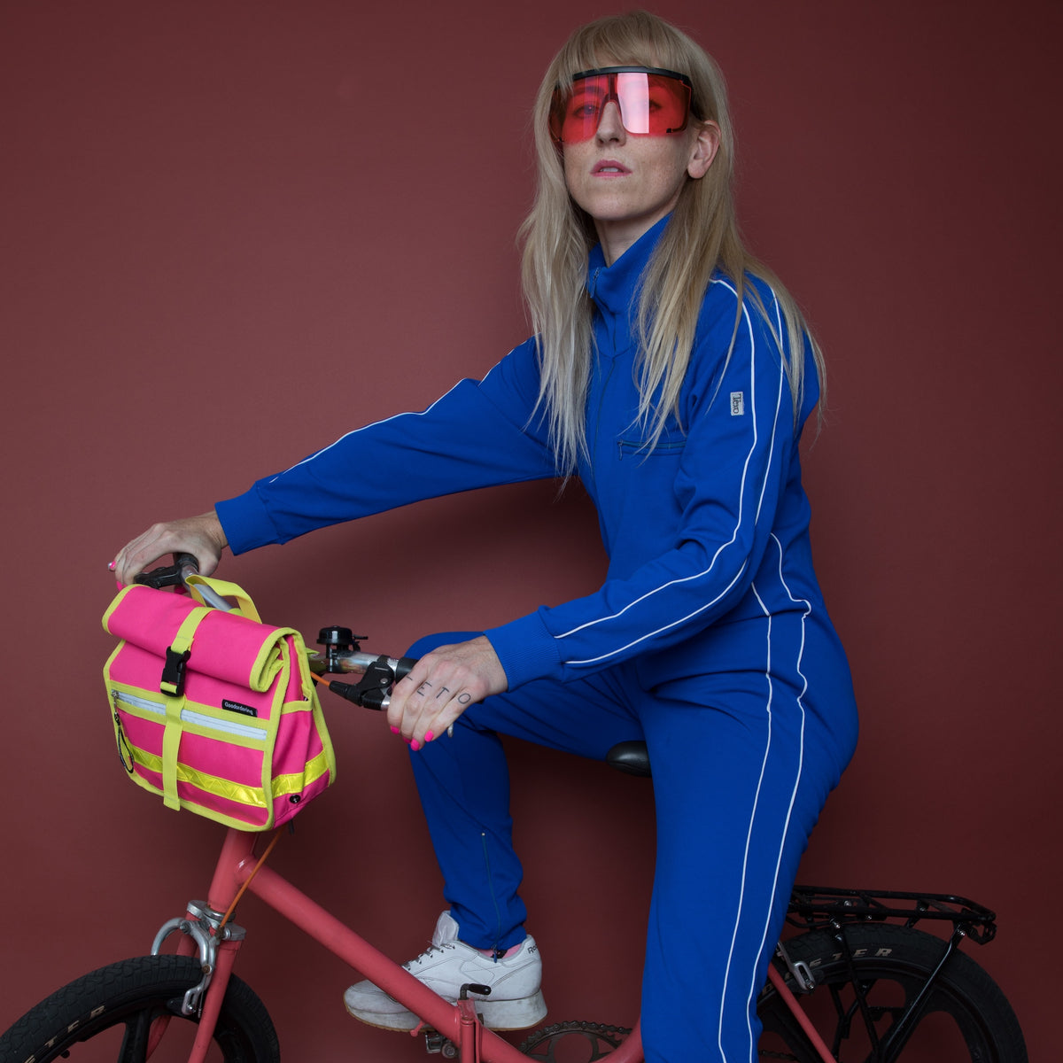 Neon Pink Rolltop Handlebar bag / shoulder bag - Goodordering